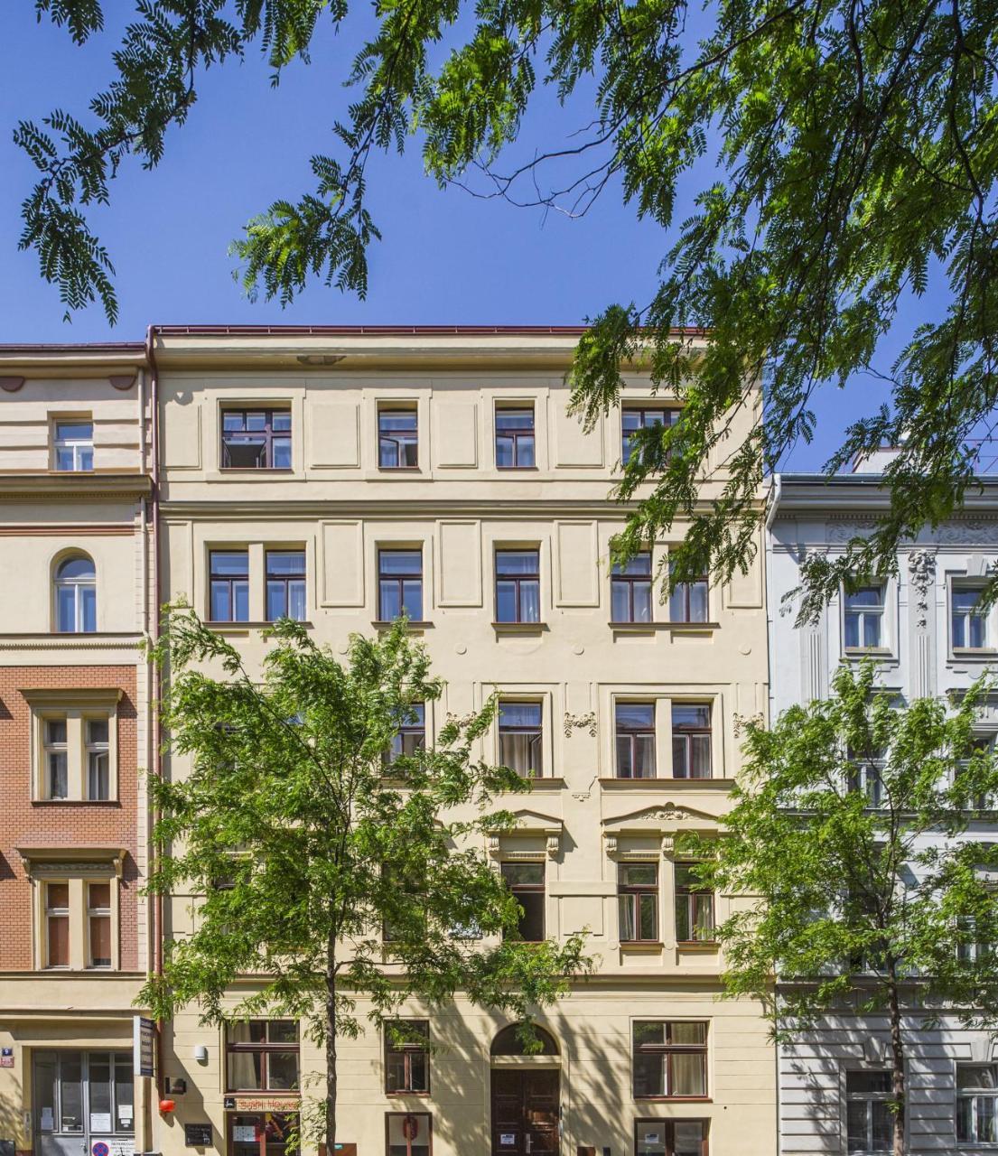 Prague City Stay Jagellonska Exterior photo